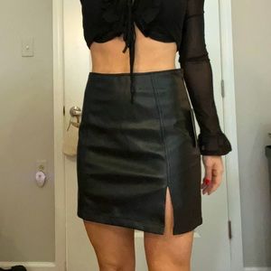NA-KD Faux Leather PU Slit Mini Skirt
